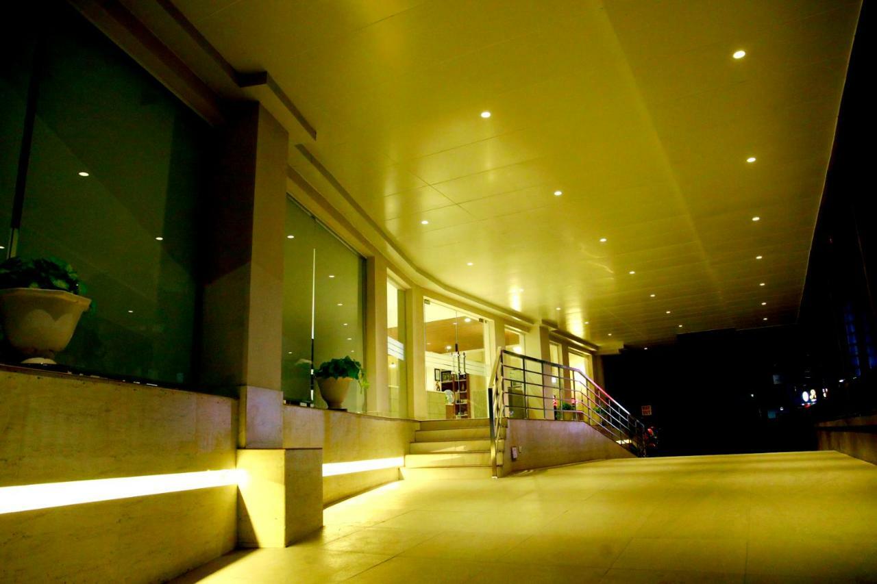 Hotel Panacea Ventures Kollam Dış mekan fotoğraf
