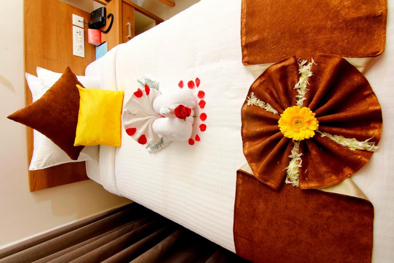 Hotel Panacea Ventures Kollam Dış mekan fotoğraf