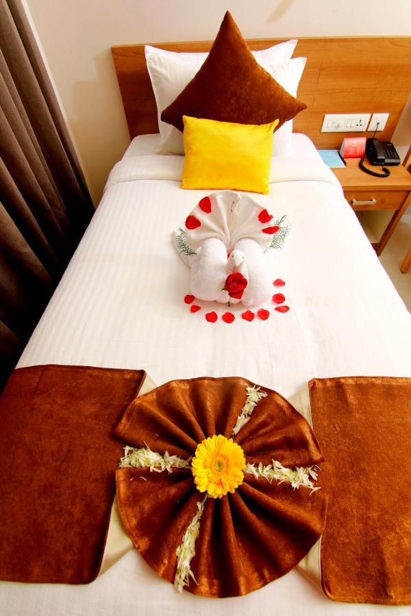 Hotel Panacea Ventures Kollam Dış mekan fotoğraf